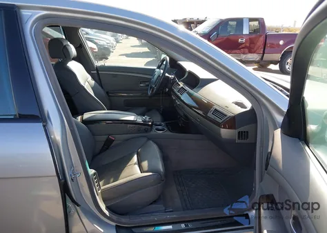 2007 BMW 750Li z USA, uszkodzony, nr VIN WBAHN83537DT72703